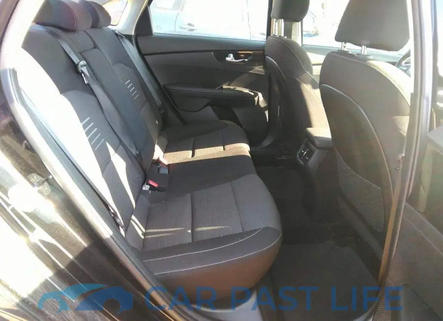 3KPF54AD4LE142111# 8