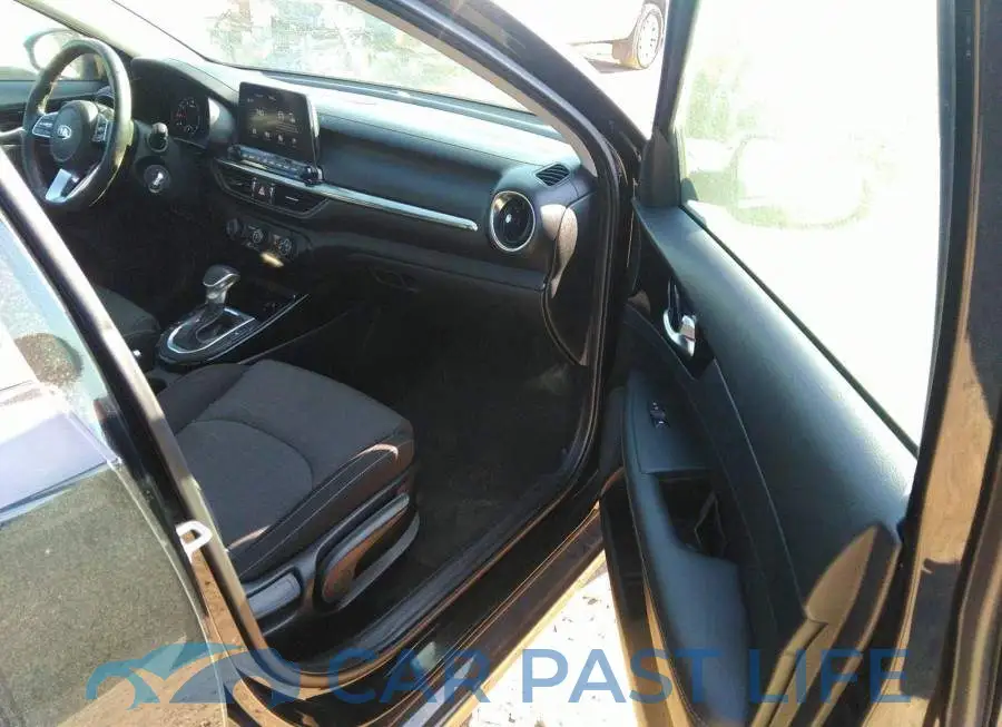3KPF54AD4LE142111# 5