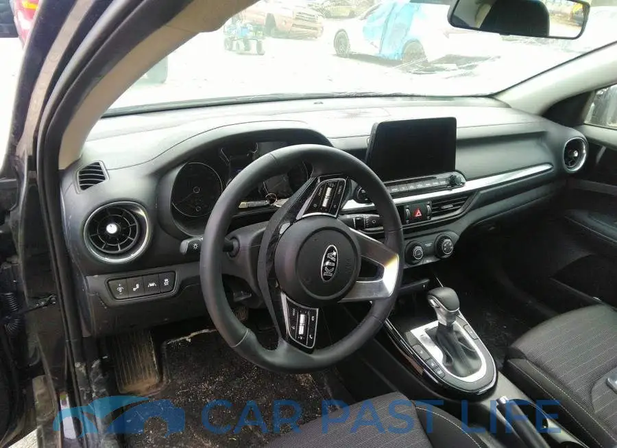 3KPF54AD9ME399931# 5