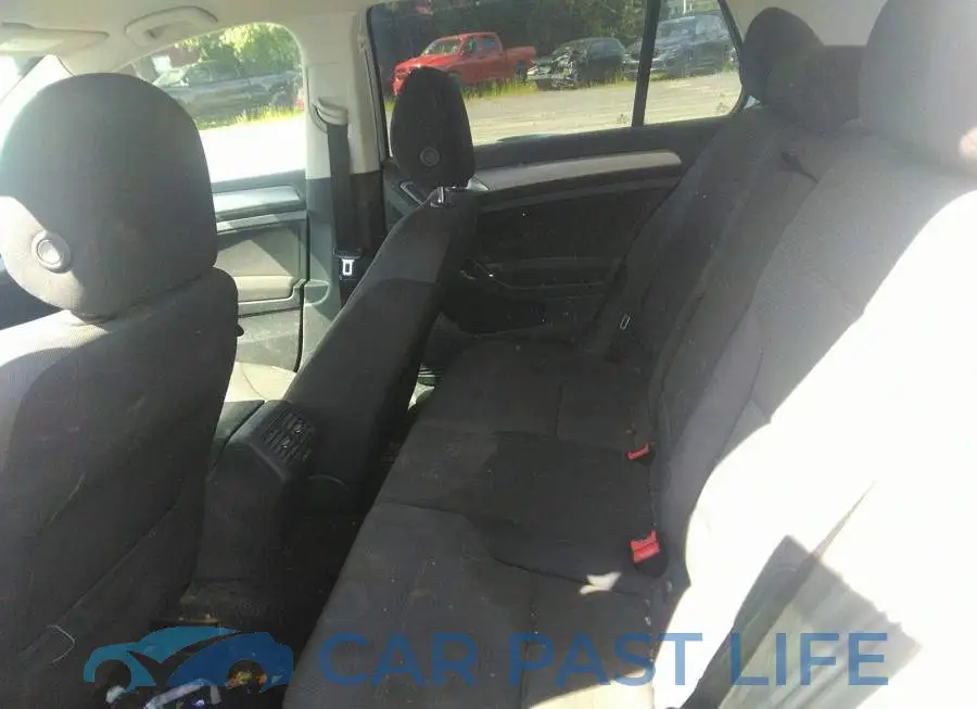 3VW117AU0FM049911# 8