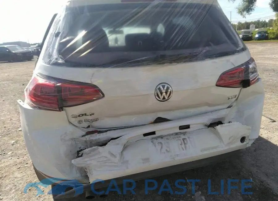 3VW117AU0FM049911# 6