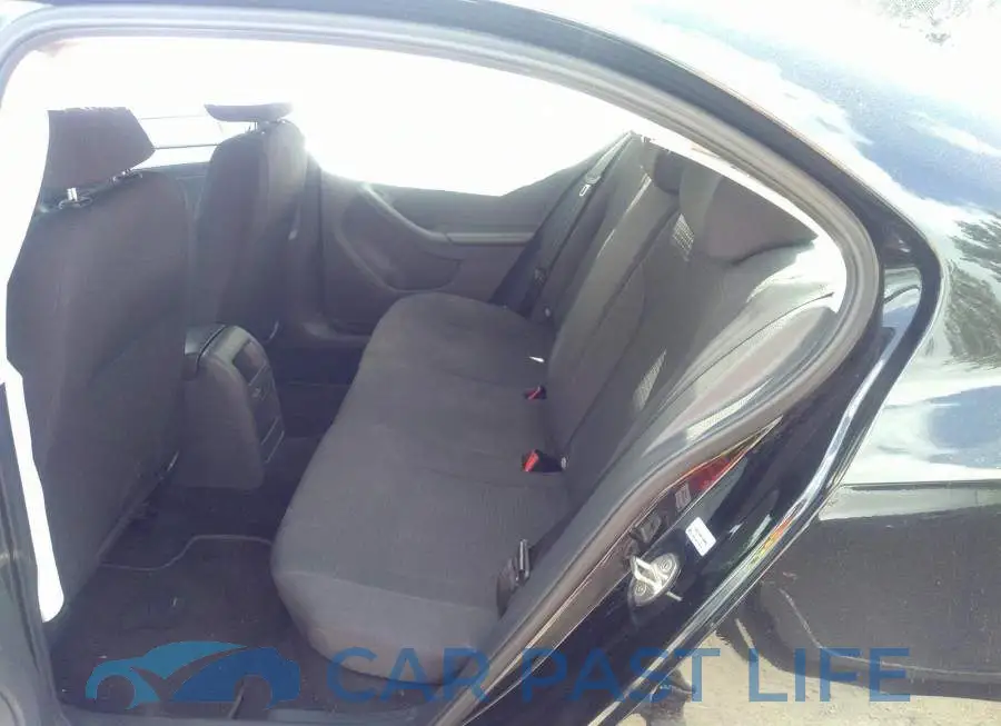 3VW167AJ1GM390257# 8