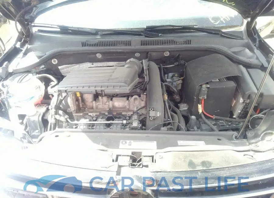 3VW167AJ1GM390257# 10