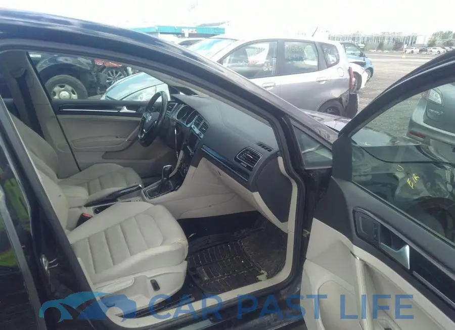 3VW2A7AU3FM020827# 5