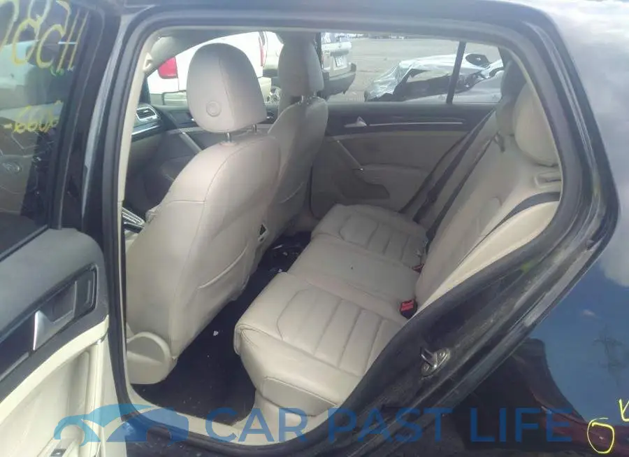 3VW2A7AU3FM020827# 8