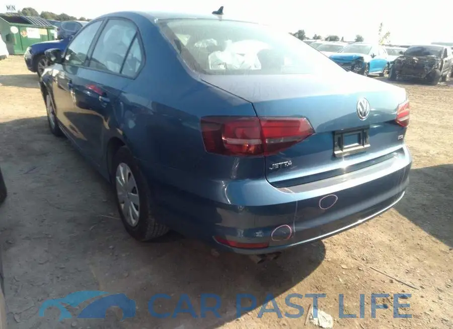 3VW2B7AJ7HM326242# 3