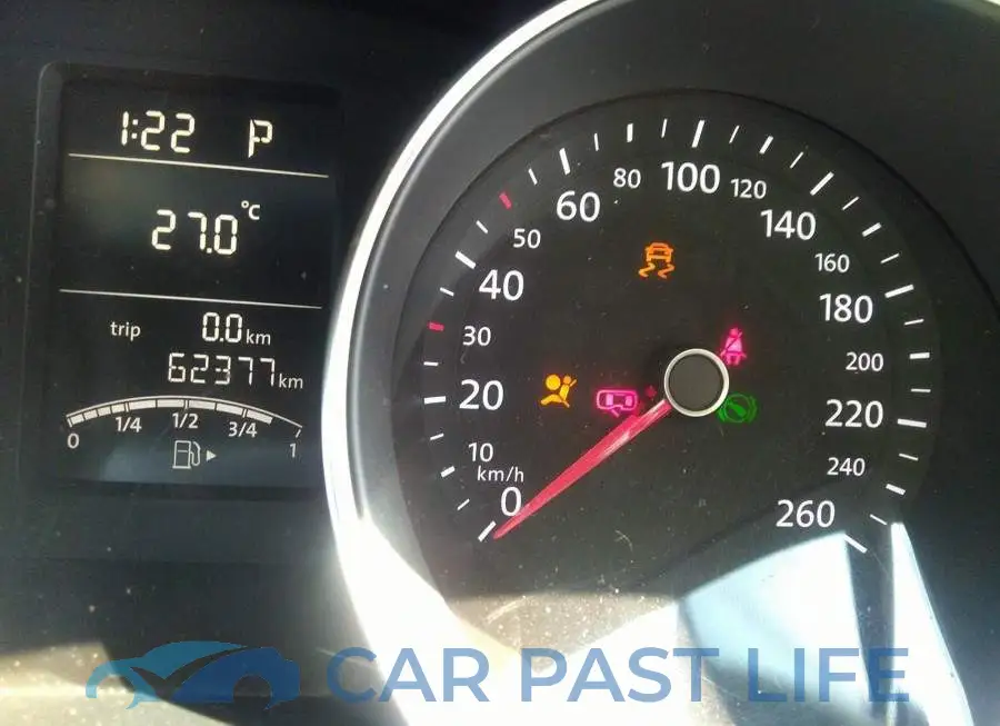 3VW2B7AJ7HM326242# 7