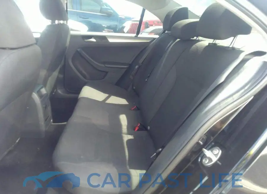3VW2K7AJXFM299874# 8