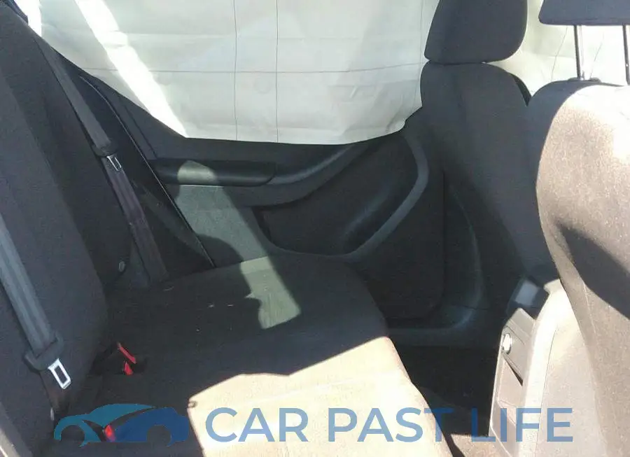 3VW2K7AJXFM304054# 8