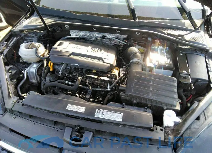 3VW817AU6HM024366# 10