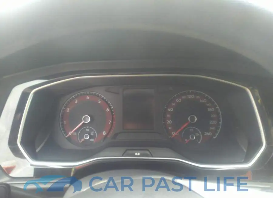 3VWC57BU2KM145786# 7