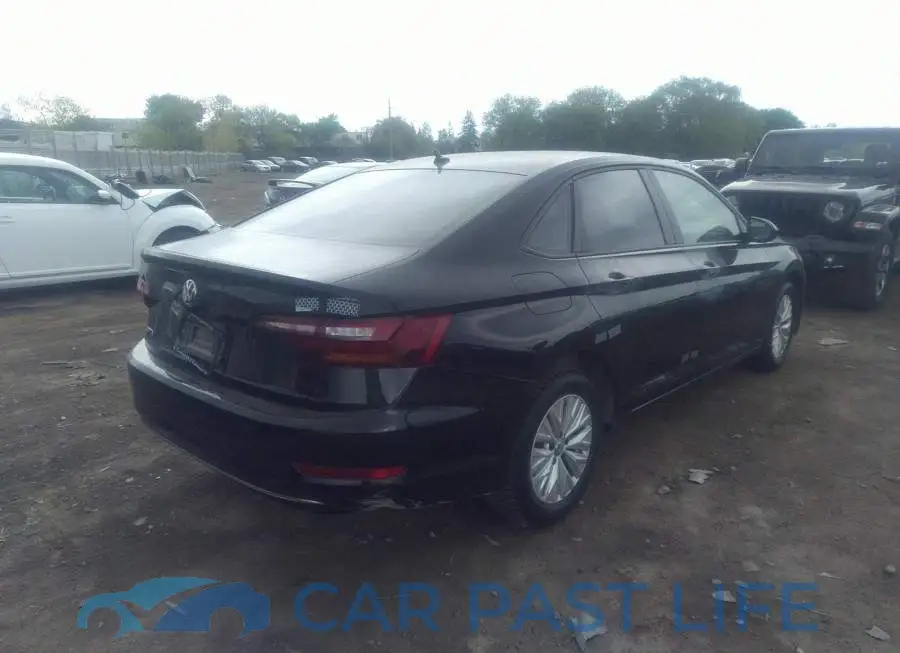 3VWC57BU2KM145786# 4