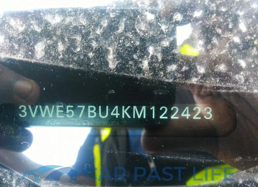 3VWE57BU4KM122423# 9