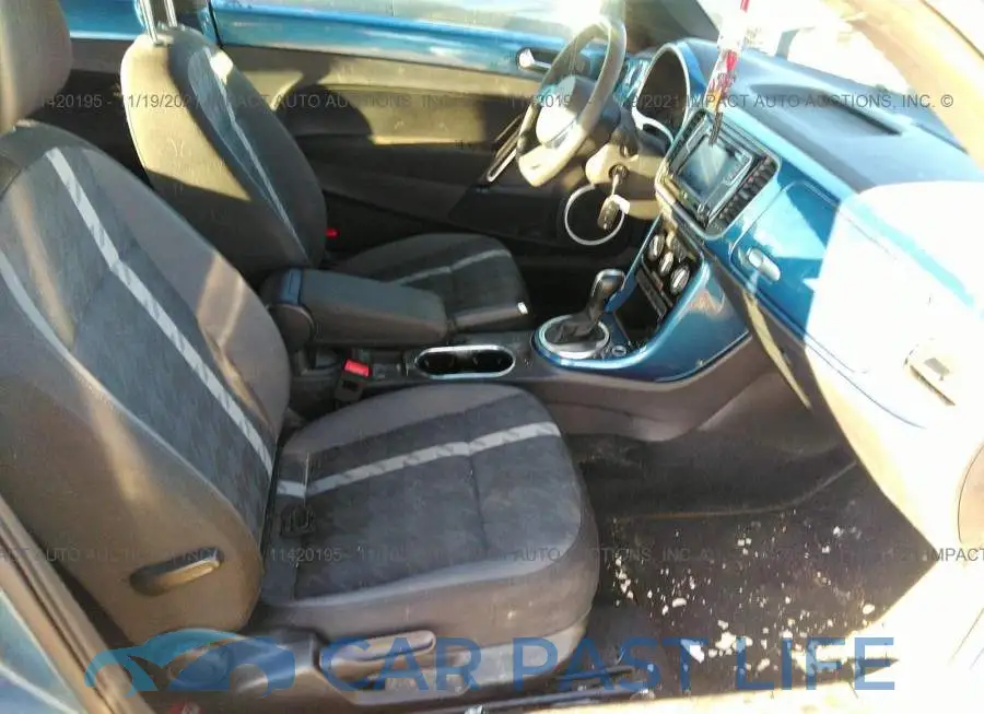 3VWJD7AT2JM728683# 5