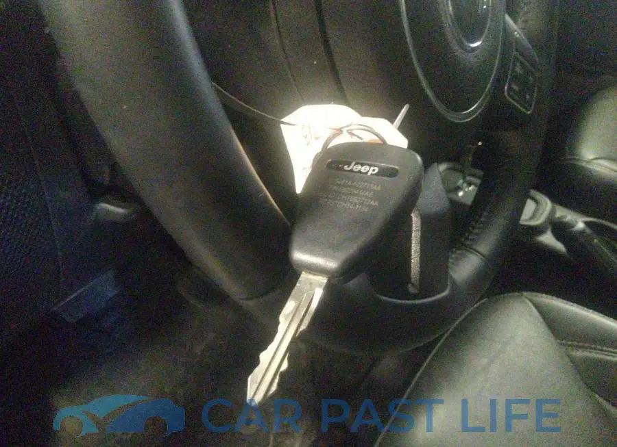1C4BJWEG4HL675570# 11