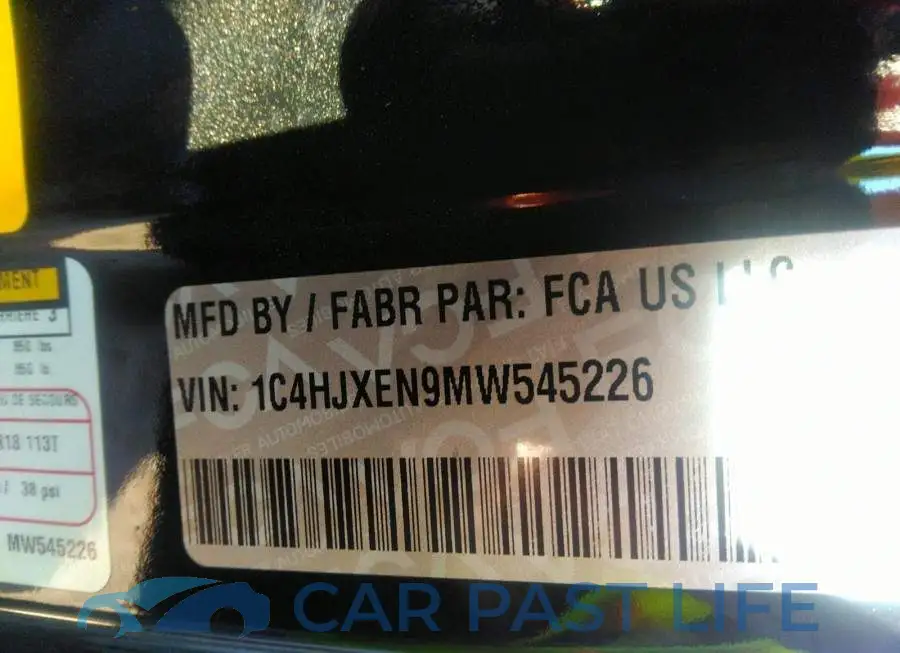 1C4HJXEN9MW545226# 9