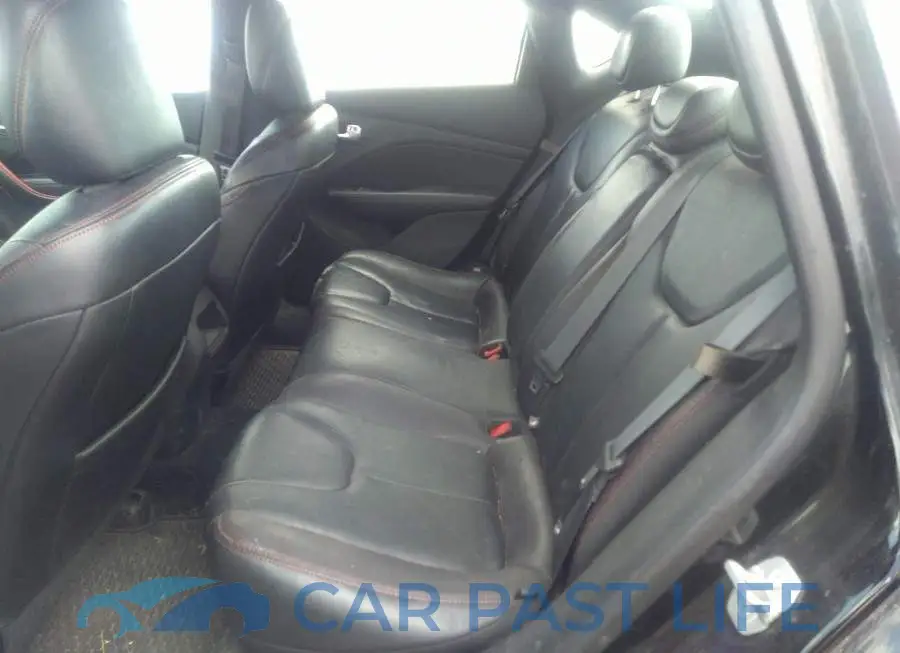 1C3CDFEB2FD252174# 8