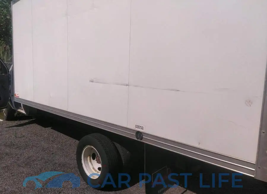 1FDWE4F64KDC14477# 6