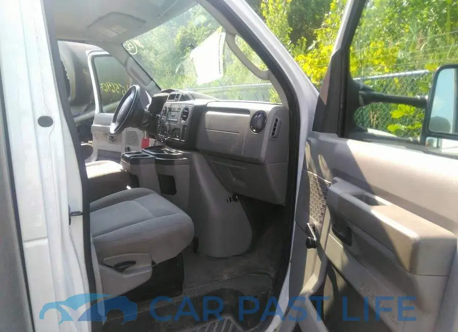 1FDWE4F64KDC14477# 5
