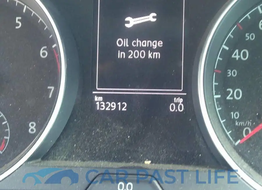 3VW217AUXFM009078# 7