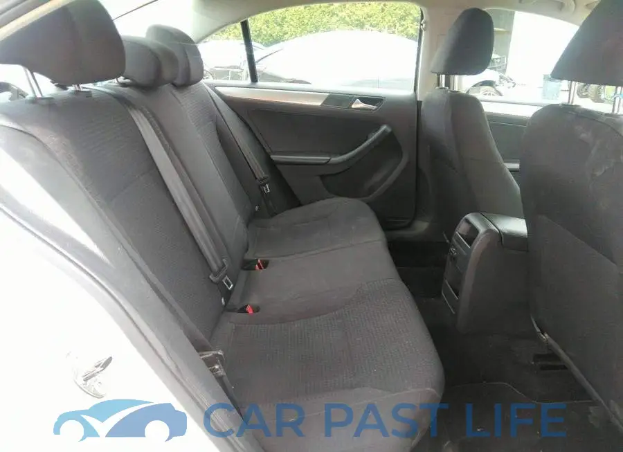 3VW2K7AJ5FM212625# 8