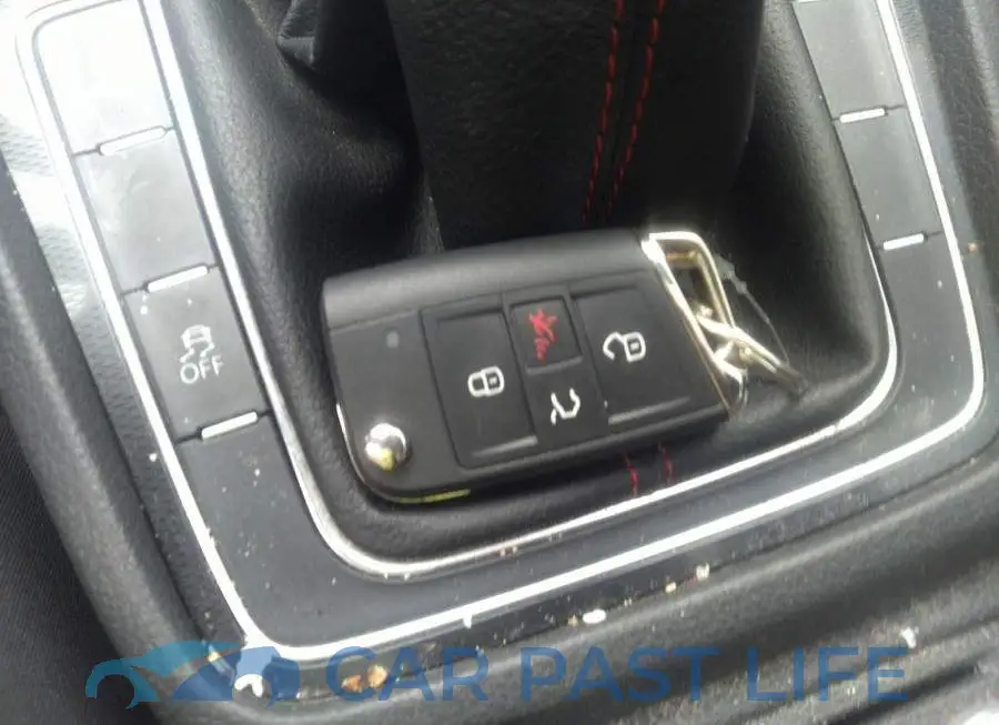 3VW5T7AU1FM004603# 11