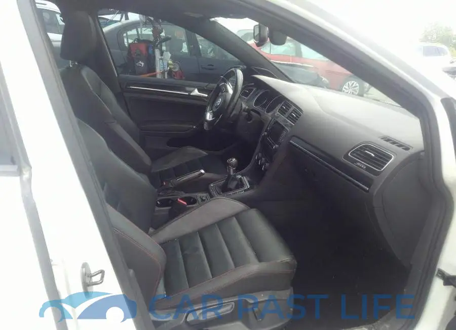 3VW5T7AU1FM004603# 5