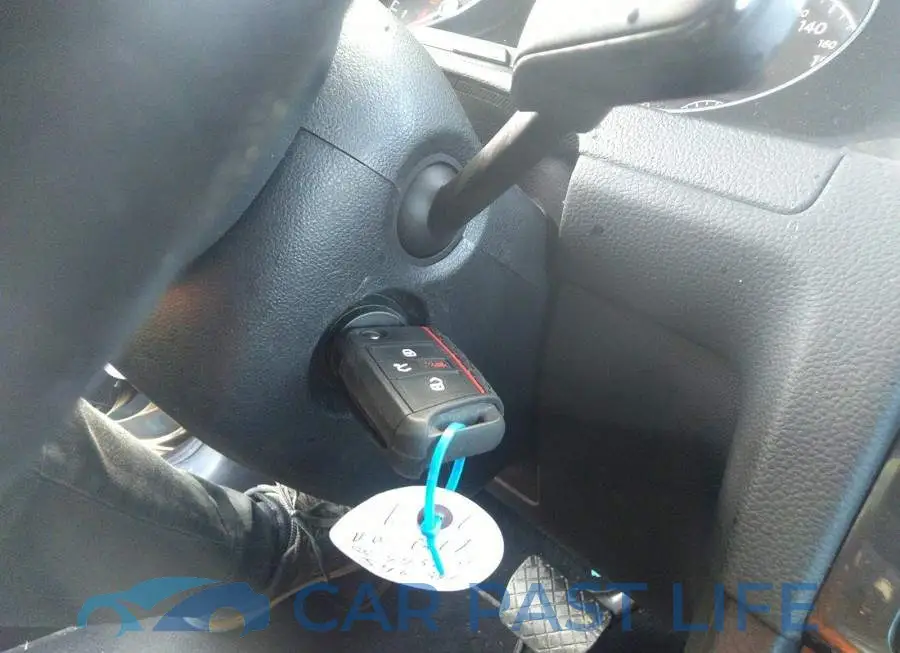 3VWG57AU9KM025969# 11