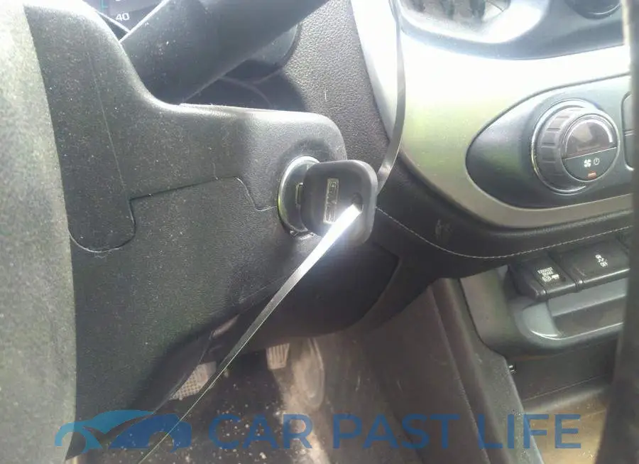 1GTP6CE11J1143258# 11