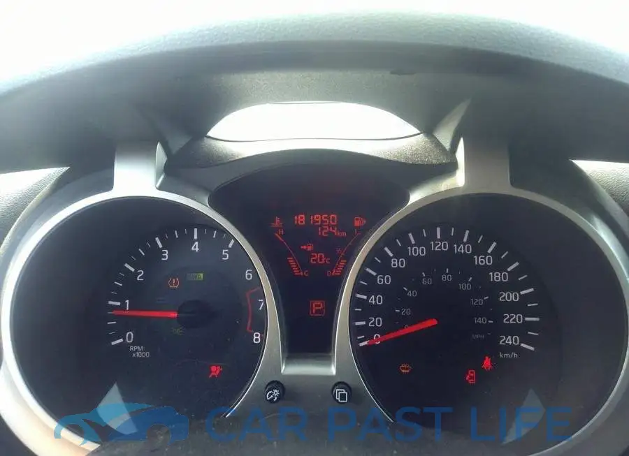 JN8AF5MV2GT651388# 7
