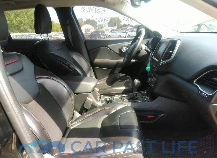 1C4PJMBX0KD211398# 5