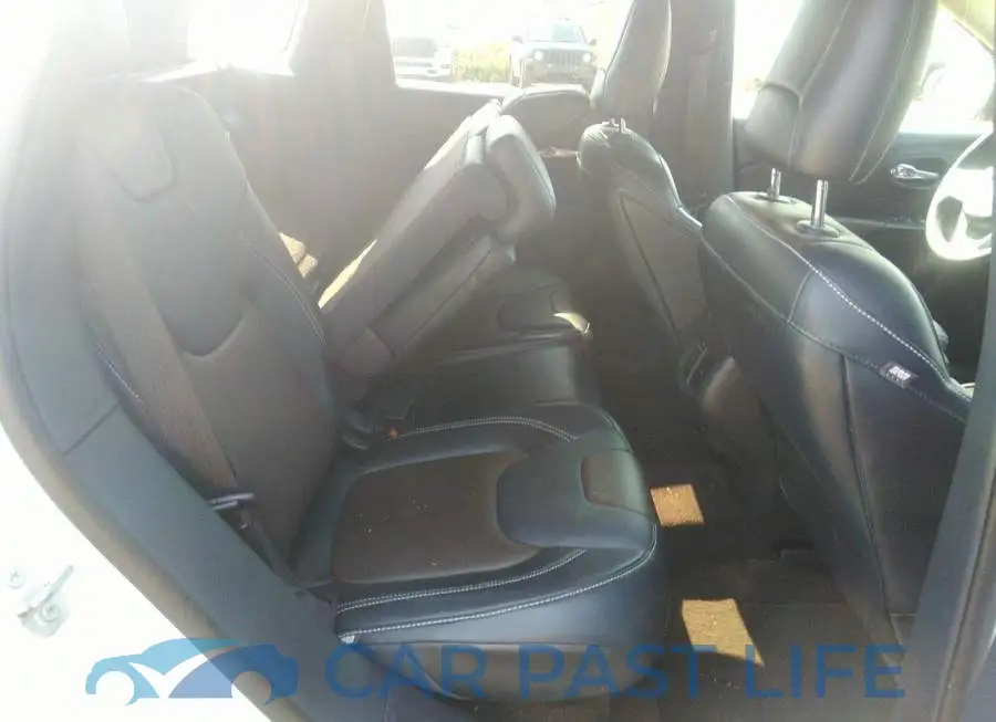 1C4PJMDS3GW113379# 8