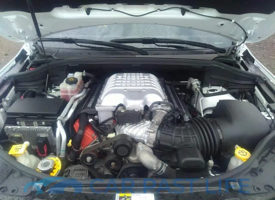 1C4RJFN99JC380907# 10