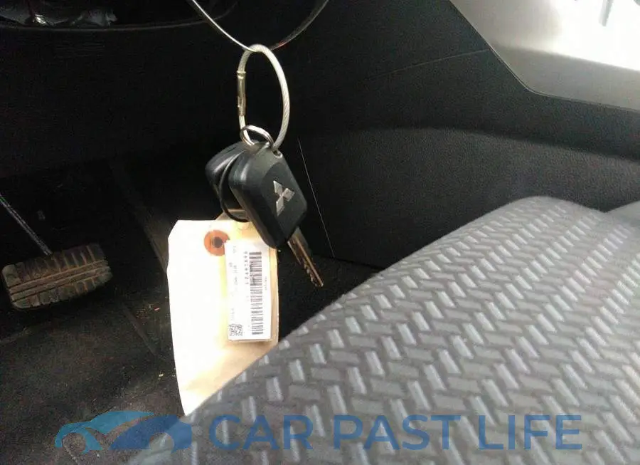 JA4AT3AA4LZ607890# 11