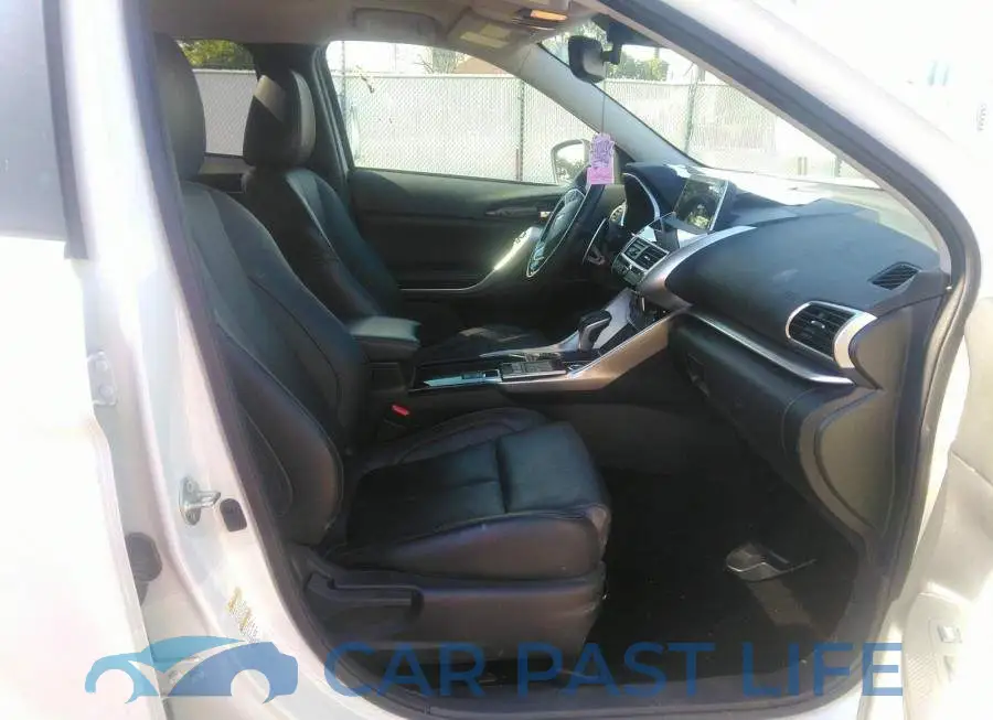 JA4AT4AA7JZ617994# 5