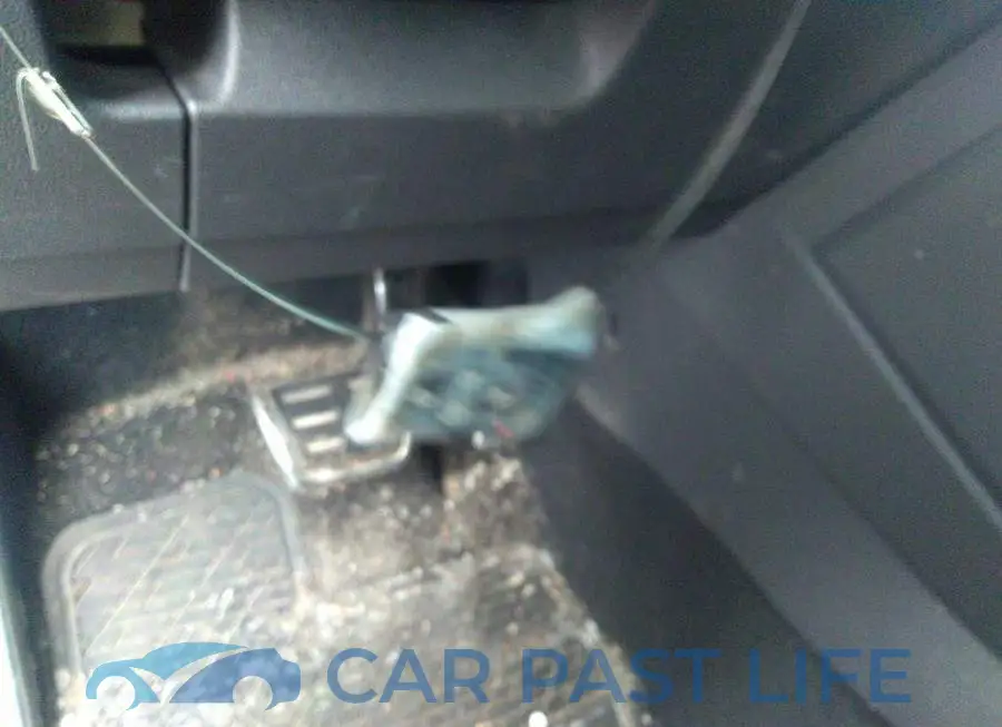 3VV4B7AX5JM207712# 11