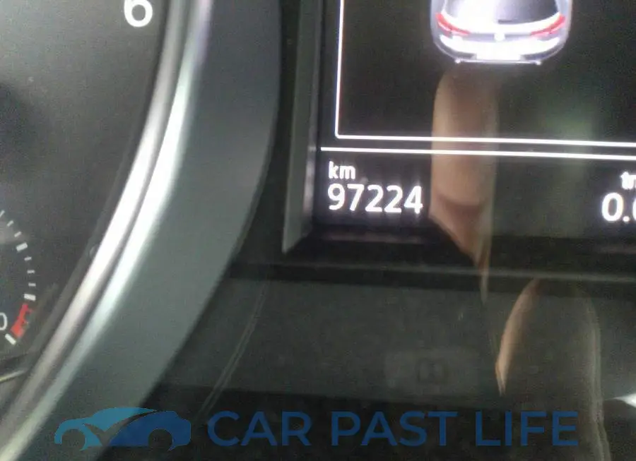 3VW4T7AU1FM000417# 7