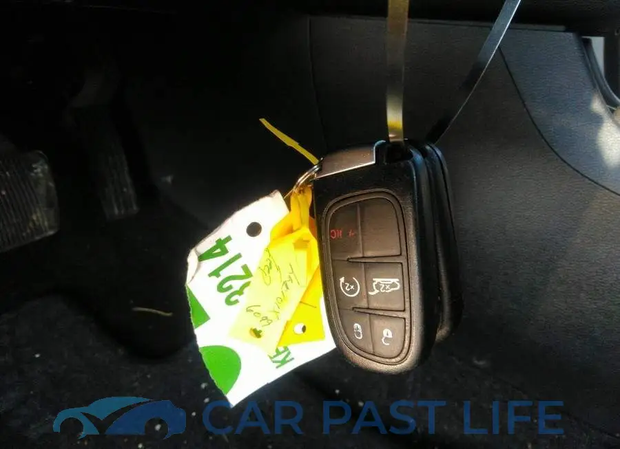 1C4PJMCS5GW180289# 11