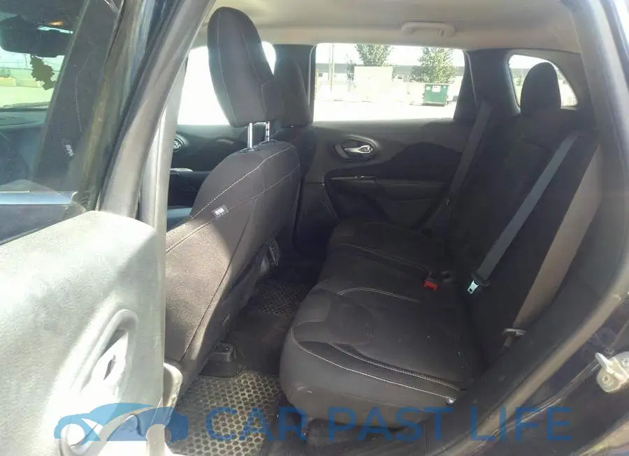 1C4PJMCS9GW166265# 8