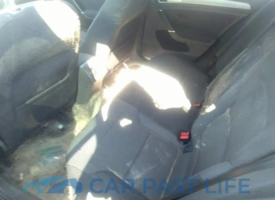 3VW217AU1GM052449# 8