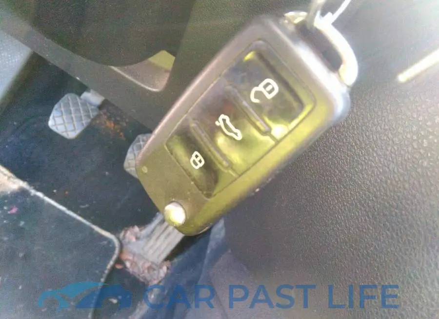 3VW1K7AJ2FM350392# 11