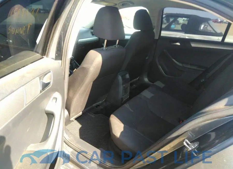 3VW1K7AJ3FM278599# 8