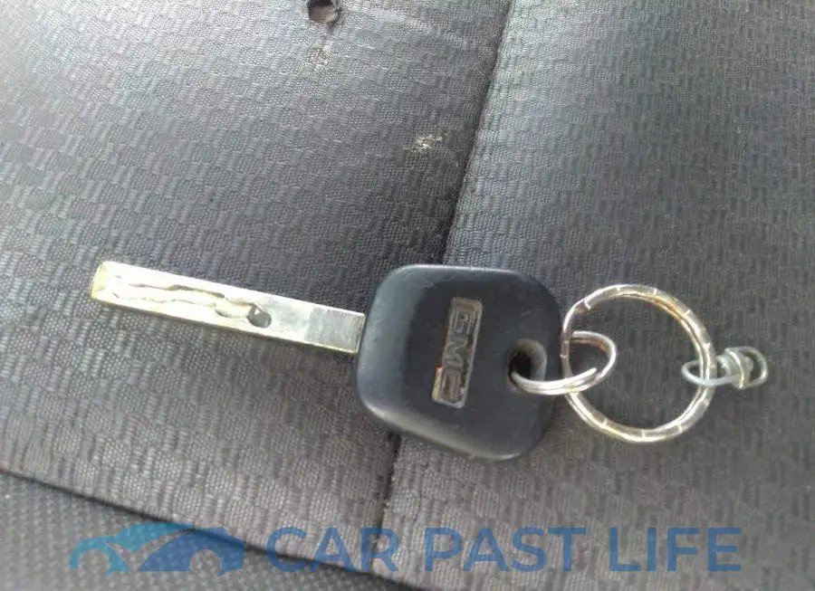 1GT12SE8XGF232265# 11