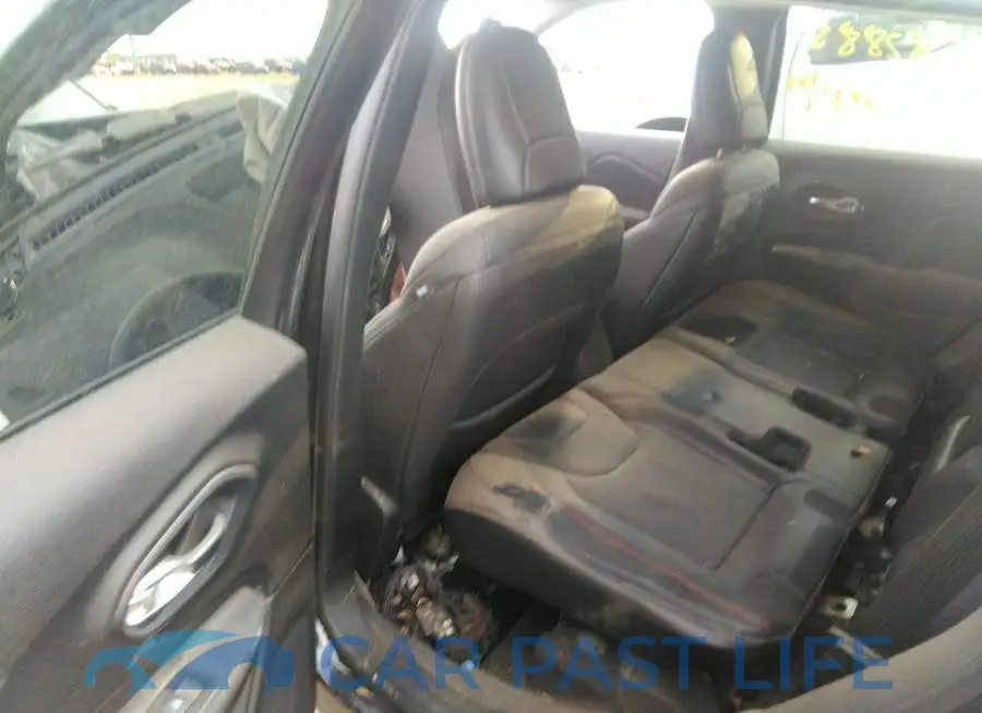 1C4PJMBX9LD628018# 8