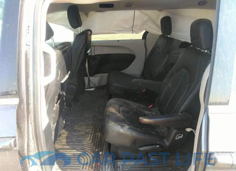 2C4RC1EG2JR293868# 8