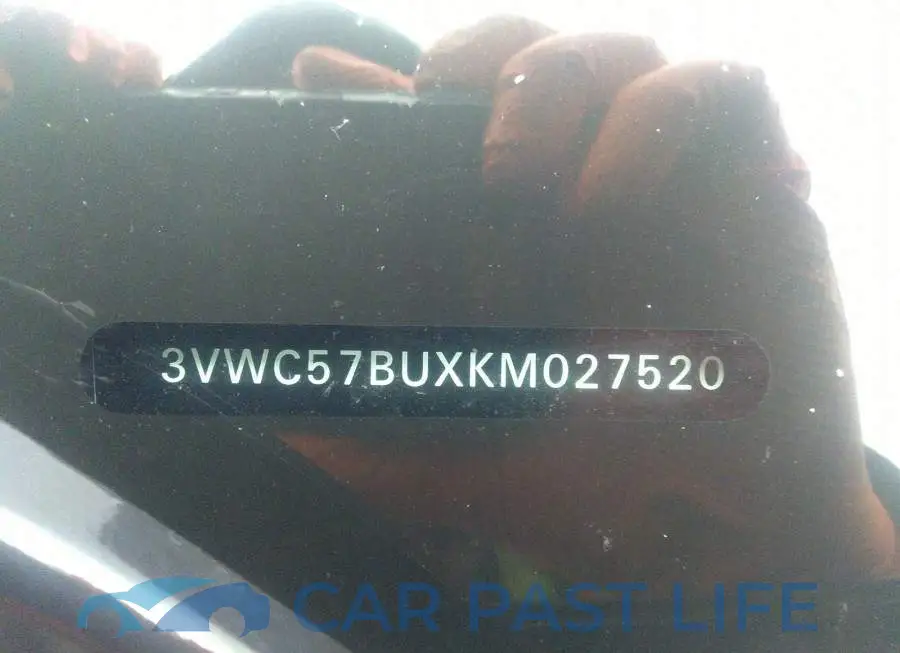 3VWC57BUXKM027520# 9