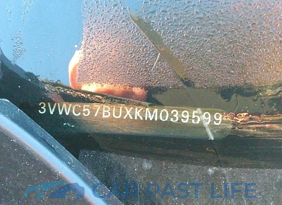 3VWC57BUXKM039599# 9