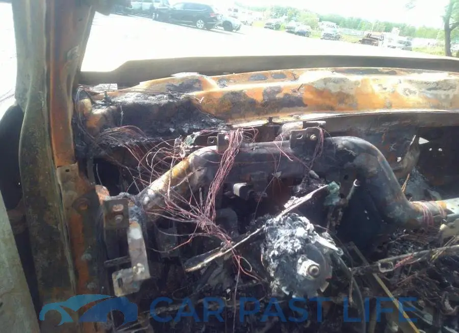 1GT12REG8HF164825# 7