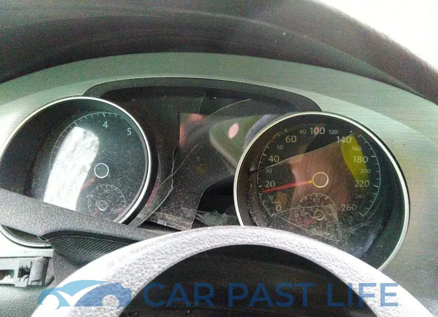3VW217AU2GM018200# 7