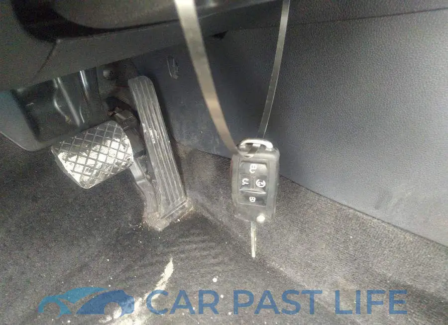 1VWCM7A38FC031391# 11